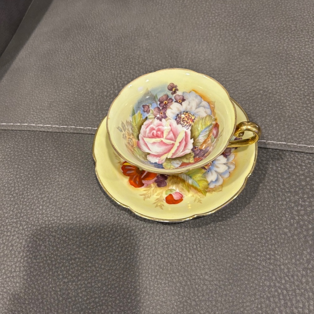 RareHandpainted Cup & Saucer Made in Occup.  Japan. Floral Pattern w/ Gold Trim